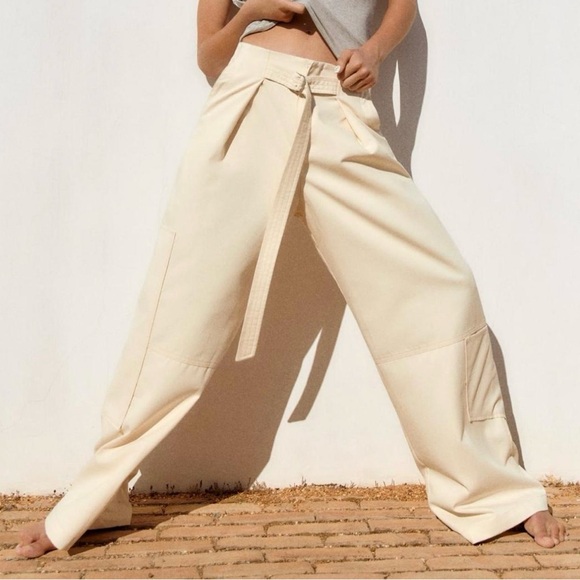 Zara High Rise Tapered Pants BNWT - Picture 1 of 3